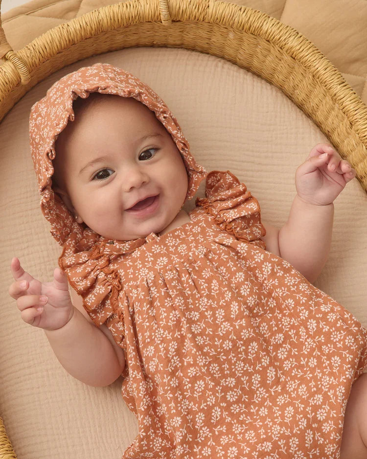 Woven Ruffle Bonnet | Poppy Floral | Quincy Mae